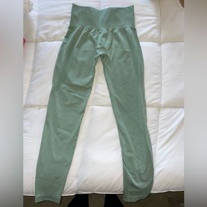 NVGTN Sage Leggings size M